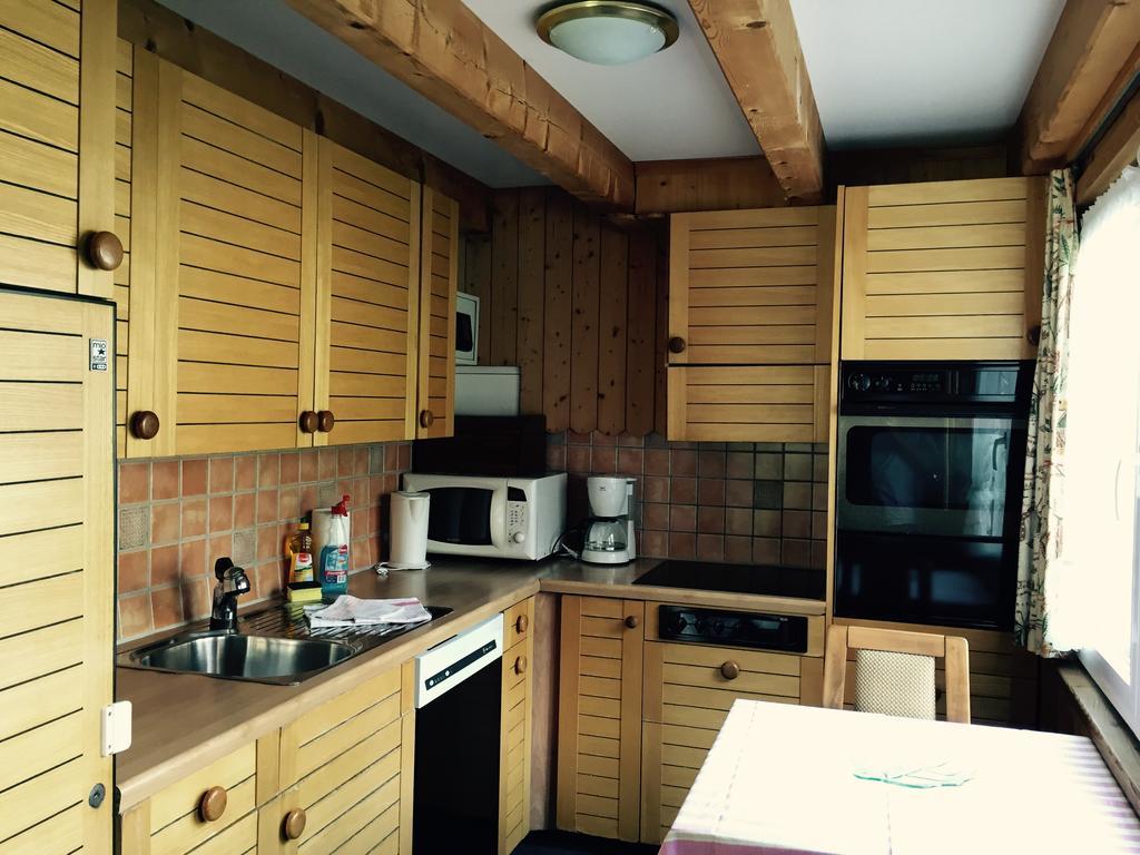 Alpen Chalet كاندرستغ الغرفة الصورة