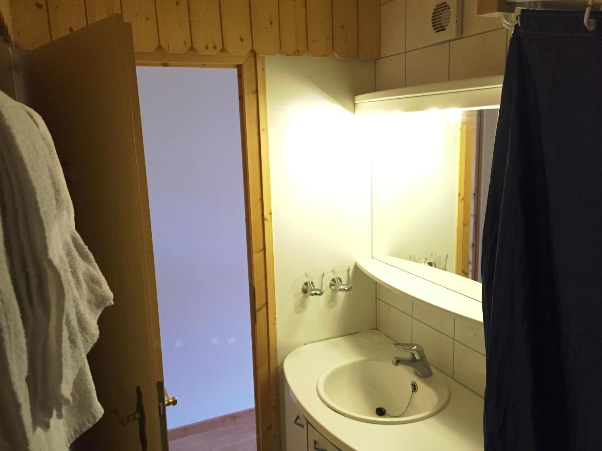 Alpen Chalet كاندرستغ الغرفة الصورة